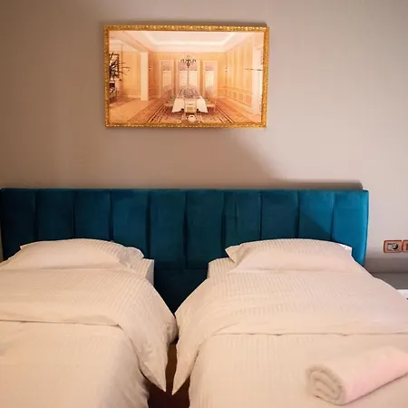 Hotel Tirona Hotel