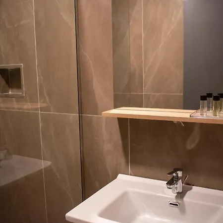 Hotel Tirona Hotel Tirana