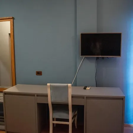 Hotel Tirona Hotel